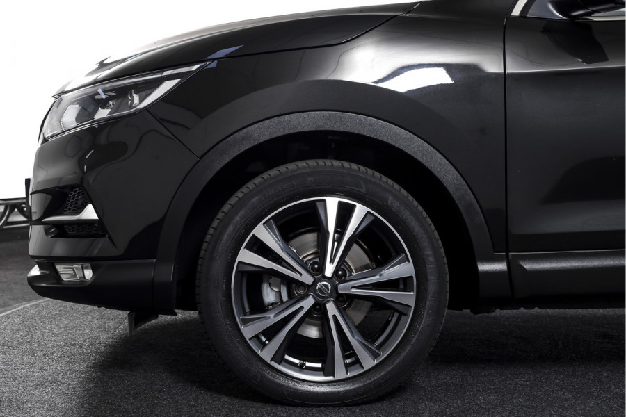 Nissan QASHQAI 1.2 116 PK N-Connecta | Pano | Cruise | 360 Camera | PDC | NAV | ECC | Afn. Trekhaak | LM 18" |