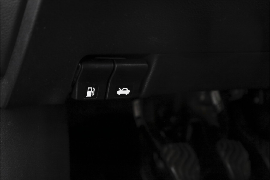 Nissan QASHQAI 1.2 116 PK N-Connecta | Pano | Cruise | 360 Camera | PDC | NAV | ECC | Afn. Trekhaak | LM 18" |