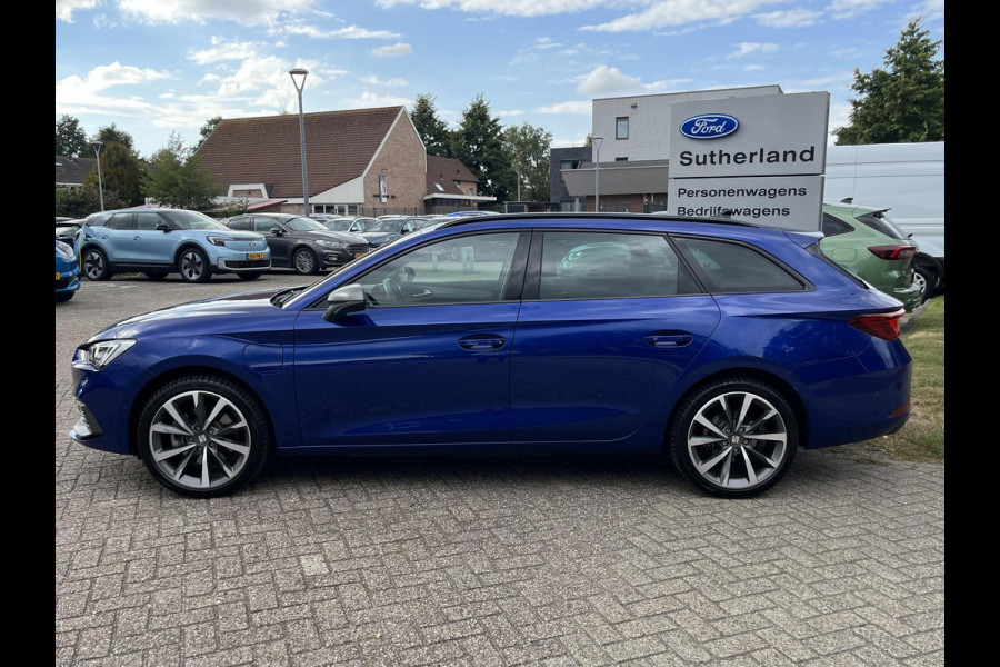 Seat Leon Sportstourer 1.4 TSI eHybrid PHEV FR 204pk | Keurige staat! | Adaptieve Cruise | Stoelverwarming | Elektrische Achterklep | Memory Seats | Virtuel Cockpit