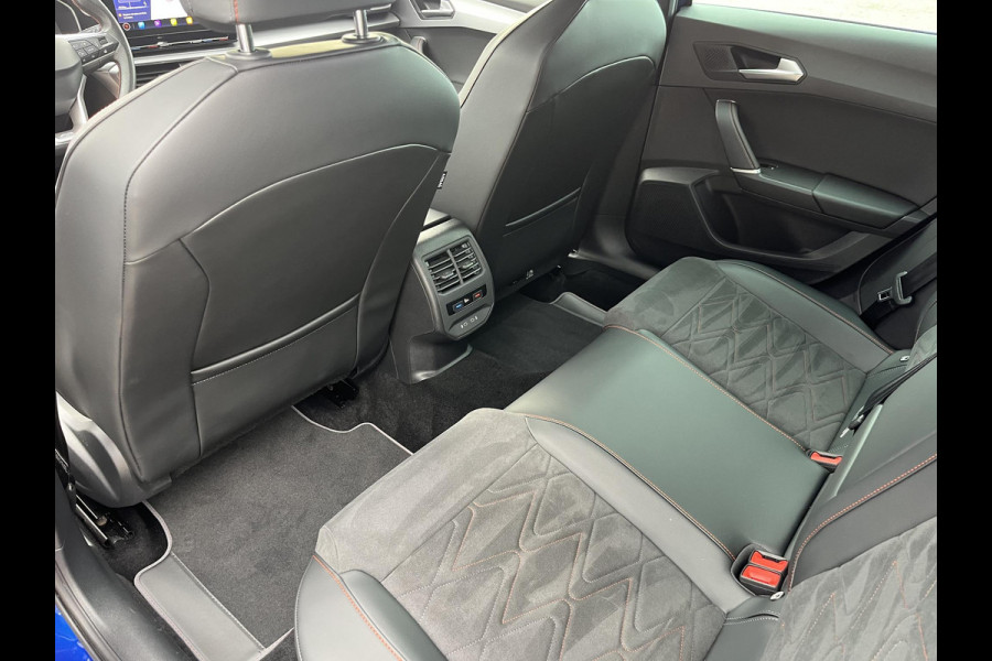 Seat Leon Sportstourer 1.4 TSI eHybrid PHEV FR 204pk | Keurige staat! | Adaptieve Cruise | Stoelverwarming | Elektrische Achterklep | Memory Seats | Virtuel Cockpit