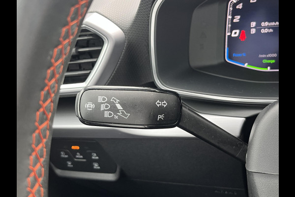 Seat Leon Sportstourer 1.4 TSI eHybrid PHEV FR 204pk | Keurige staat! | Adaptieve Cruise | Stoelverwarming | Elektrische Achterklep | Memory Seats | Virtuel Cockpit