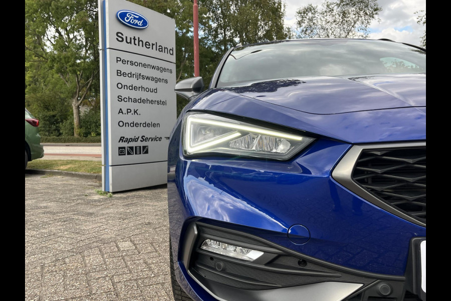 Seat Leon Sportstourer 1.4 TSI eHybrid PHEV FR 204pk | Keurige staat! | Adaptieve Cruise | Stoelverwarming | Elektrische Achterklep | Memory Seats | Virtuel Cockpit