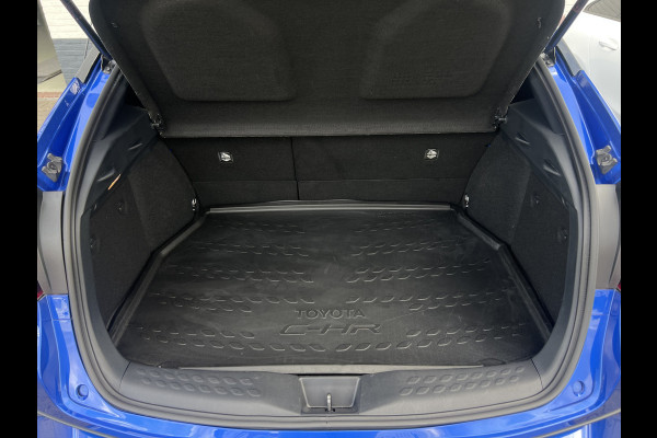 Toyota C-HR 2.0 Hybrid Team D | Navi | Carplay | Dodehoek | Park Assist | Camera