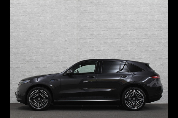 Mercedes-Benz EQC AMG Premium | SOH 99% | 360 Camera | Distronic + | Stoelventilatie | Burmester | 21" | Headup | Keyless-Go | Trekhaak | 2x Memory | Achterbankverwarming | Sfeerverlichting | Carplay | Panodak | Widescreen | 12-2019 | 69dkm! Bovag Garantie |