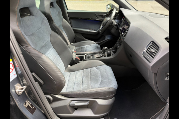 CUPRA Ateca 2.0 TSI 4DRIVE Limited Edition 1 of 1999 l Akrapovic l Brembo l Carbon l Virtual l ACC l Pano l Navi l Camera l