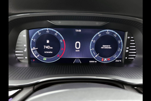 Škoda Octavia Combi 1.5 e-TSI DSG Style Navigatie Climatic Control  Parkeer Sensoren + Camera DAB Cruise control Lichtmetalen Velgen Keyless