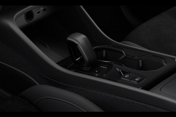 Volvo XC40 B4 211PK Automaat Plus Dark / Extra getint glas / Microtech/Nubuck / Camera achter Volvo XC40 B4 211PK Automaat Plus Dark / Extra getint glas / Microtech/Nubuck / Camera achter