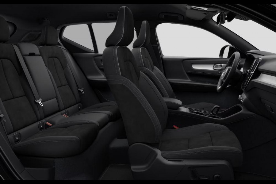 Volvo XC40 B4 211PK Automaat Plus Dark / Extra getint glas / Microtech/Nubuck / Camera achter Volvo XC40 B4 211PK Automaat Plus Dark / Extra getint glas / Microtech/Nubuck / Camera achter