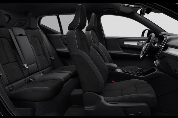 Volvo XC40 B4 211PK Automaat Plus Dark / Extra getint glas / Microtech/Nubuck / Camera achter Volvo XC40 B4 211PK Automaat Plus Dark / Extra getint glas / Microtech/Nubuck / Camera achter