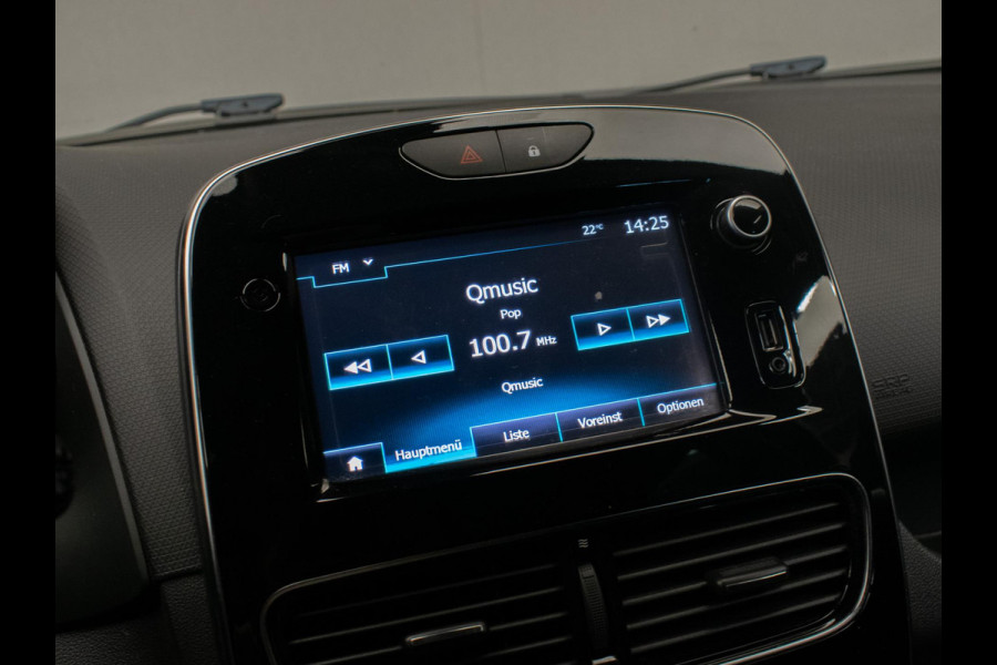 Renault Clio 0.9 TCe Sport (APPLE CARPLAY,NAVI,LED,CRUISE,CLIMATE,LM VELGEN,GETINT,SPORTSTOELEN,PDC,NIEUWE APK,NETTES TAAT)