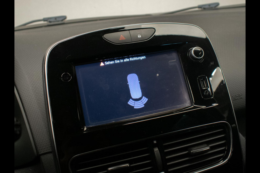 Renault Clio 0.9 TCe Sport (APPLE CARPLAY,NAVI,LED,CRUISE,CLIMATE,LM VELGEN,GETINT,SPORTSTOELEN,PDC,NIEUWE APK,NETTES TAAT)