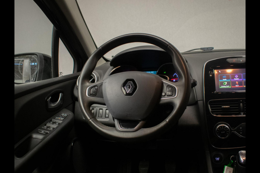 Renault Clio 0.9 TCe Sport (APPLE CARPLAY,NAVI,LED,CRUISE,CLIMATE,LM VELGEN,GETINT,SPORTSTOELEN,PDC,NIEUWE APK,NETTES TAAT)