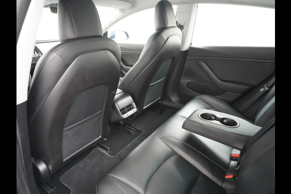 Tesla Model 3 Long Range AWD 75kWh 463PK Elektr.Achterklep ! 19"Lmv FSD-3 Computer Premium Audio AutoPilot Panoramadak Camera's Leer Adaptive- 4WD Stoel en achterbank verwarming Elektr.Stoelen+Memory+Easy-Entry WiFi 1e Eigenaar Origineel Nederlandse Auto Garantie op Accu/Motor tot 07-06-2027/192.000km