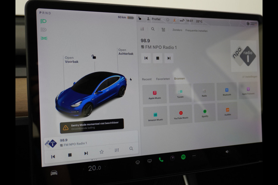Tesla Model 3 Long Range AWD 75kWh 463PK Elektr.Achterklep ! 19"Lmv FSD-3 Computer Premium Audio AutoPilot Panoramadak Camera's Leer Adaptive- 4WD Stoel en achterbank verwarming Elektr.Stoelen+Memory+Easy-Entry WiFi 1e Eigenaar Origineel Nederlandse Auto Garantie op Accu/Motor tot 07-06-2027/192.000km