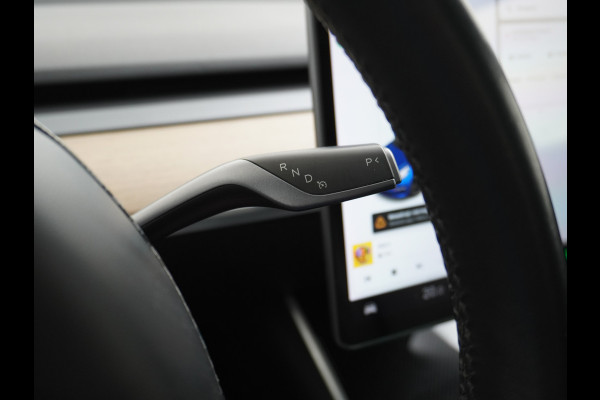 Tesla Model 3 Long Range AWD 75kWh 463PK Elektr.Achterklep ! 19"Lmv FSD-3 Computer Premium Audio AutoPilot Panoramadak Camera's Leer Adaptive- 4WD Stoel en achterbank verwarming Elektr.Stoelen+Memory+Easy-Entry WiFi 1e Eigenaar Origineel Nederlandse Auto Garantie op Accu/Motor tot 07-06-2027/192.000km