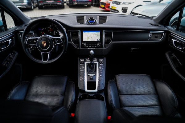 Porsche Macan 2.0 | Panorama | Facelift | LED | 21 inch | 100% Onderhouden | Luxe Leder | Bluetooth Audio | NAP | Stoelverwarming
