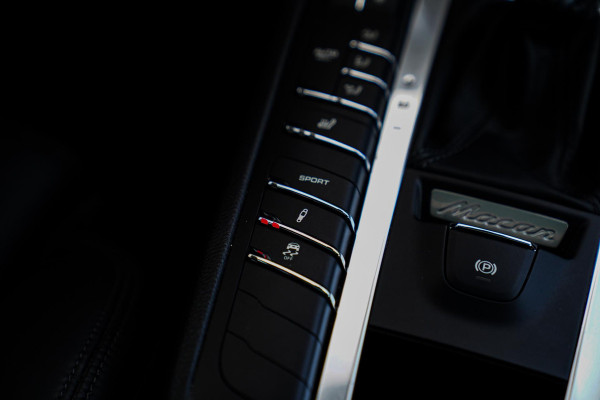 Porsche Macan 2.0 | Panorama | Facelift | LED | 21 inch | 100% Onderhouden | Luxe Leder | Bluetooth Audio | NAP | Stoelverwarming