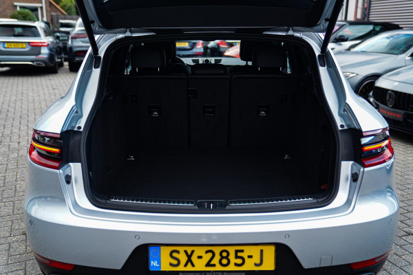 Porsche Macan 2.0 | Panorama | Facelift | LED | 21 inch | 100% Onderhouden | Luxe Leder | Bluetooth Audio | NAP | Stoelverwarming