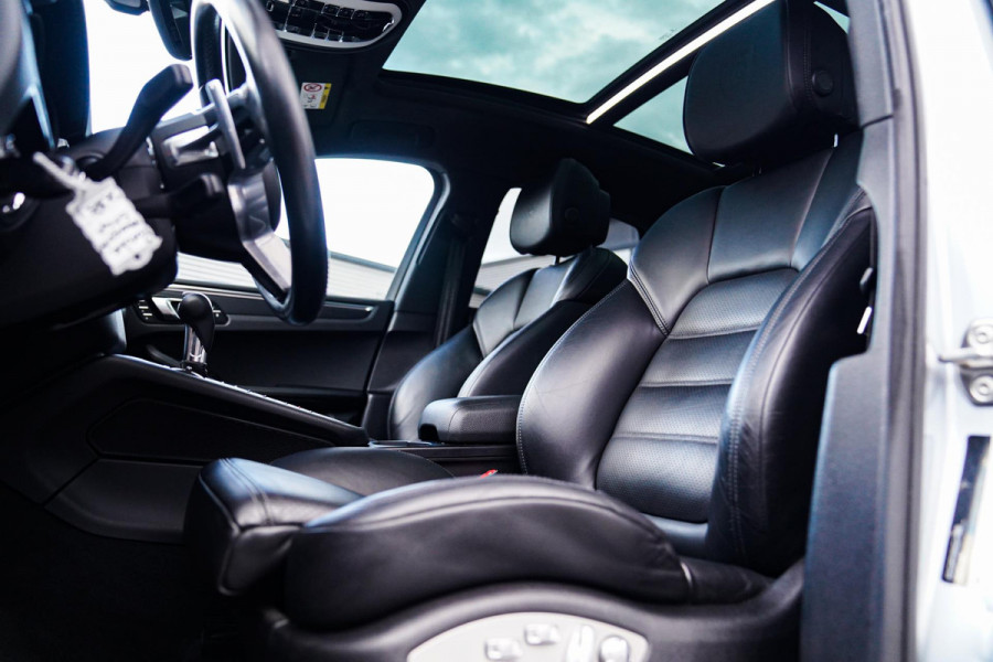 Porsche Macan 2.0 | Panorama | Facelift | LED | 21 inch | 100% Onderhouden | Luxe Leder | Bluetooth Audio | NAP | Stoelverwarming