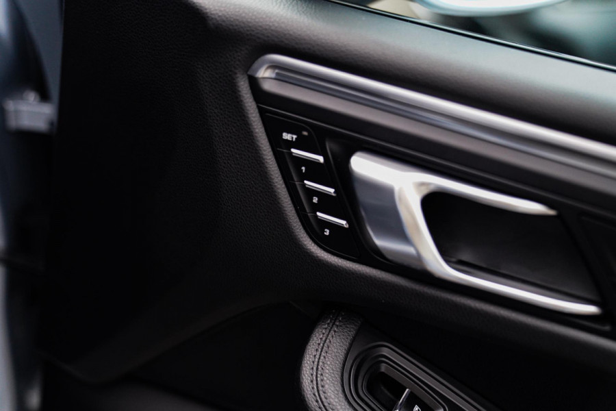 Porsche Macan 2.0 | Panorama | Facelift | LED | 21 inch | 100% Onderhouden | Luxe Leder | Bluetooth Audio | NAP | Stoelverwarming