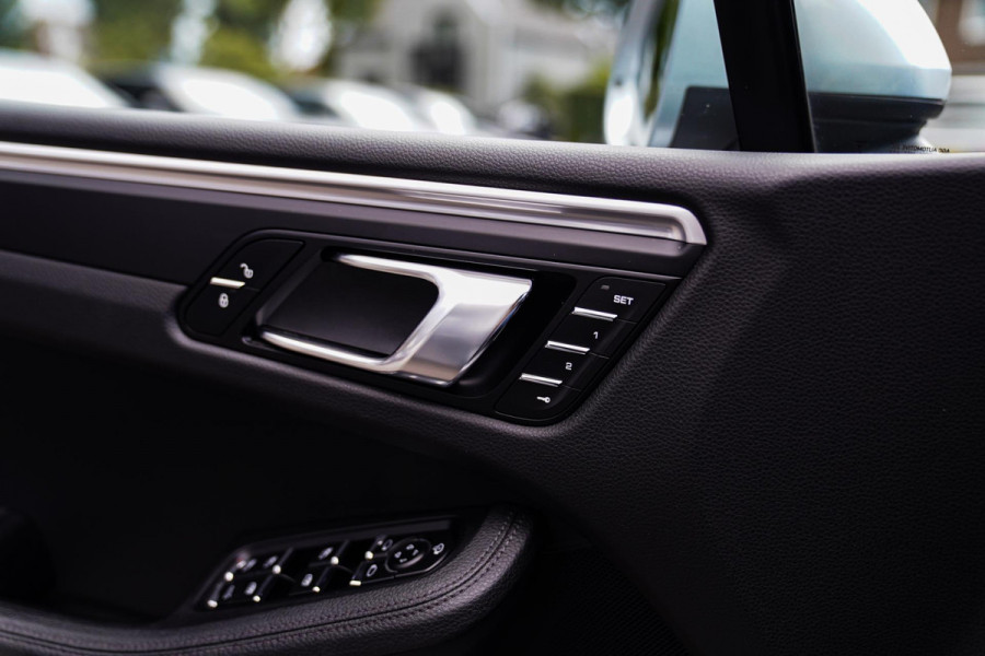 Porsche Macan 2.0 | Panorama | Facelift | LED | 21 inch | 100% Onderhouden | Luxe Leder | Bluetooth Audio | NAP | Stoelverwarming