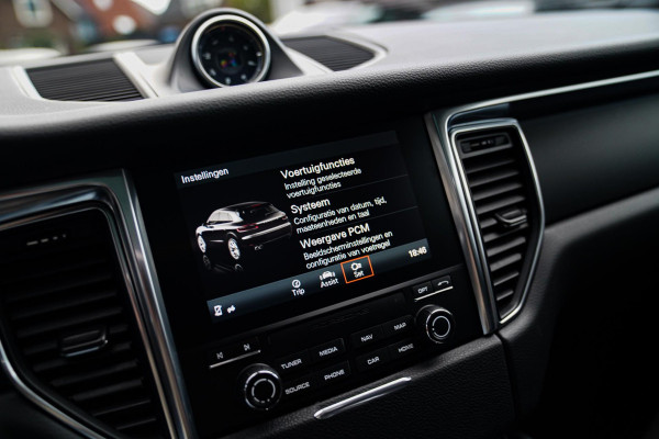 Porsche Macan 2.0 | Panorama | Facelift | LED | 21 inch | 100% Onderhouden | Luxe Leder | Bluetooth Audio | NAP | Stoelverwarming
