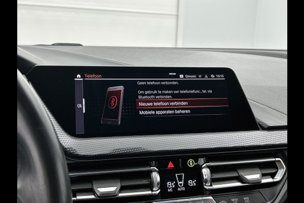 BMW 1-serie 118i Executive Edition Sport (NAVIGATIE, LED, SPORTSTOELEN, PDC, GOED ONDERHOUDEN)