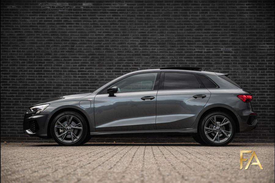 Audi A3 Sportback 40 TFSI e S Line PANO|RSseats|Ambianceverlichting|18Inch|MatrixLED