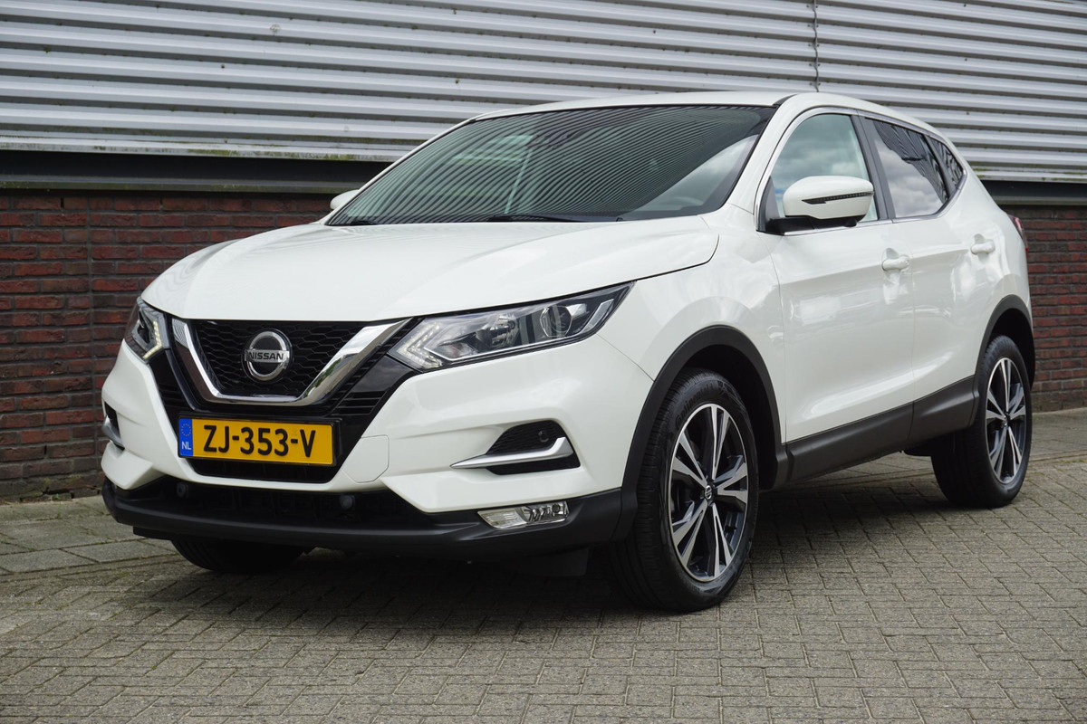 Nissan QASHQAI 1.3 DIG-T 140PK N-Connecta/360Camera/18Inch LMV/ Goed onderhouden! Nissan QASHQAI 1.3 DIG-T 140PK N-Connecta/360Camera/18Inch LMV/ Goed onderhouden!