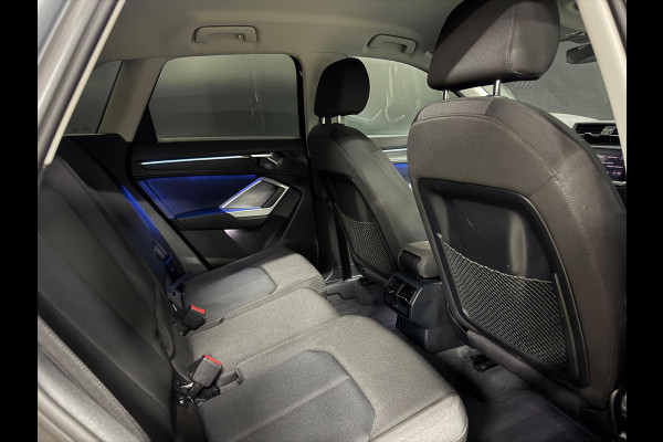 Audi Q3 35 TFSI Pro Line, Matrix Led, Virtual Cockpit, ACC, Blind Spot, Apple Carplay, Clima, PDC, S-Line Velg 19", Onderhouden