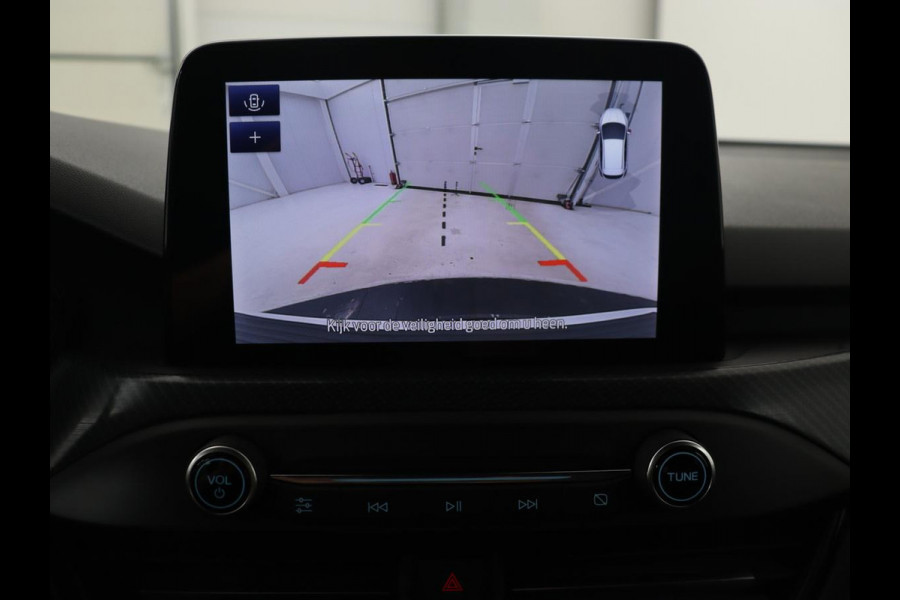 Ford Focus 1.5 EcoBoost ST Line | Stoelverwarming | Half leder | Camera | B&O Sound | Carplay | Park Assist | Navigatie | Dodehoek detectie | Cruise control | Navigatie