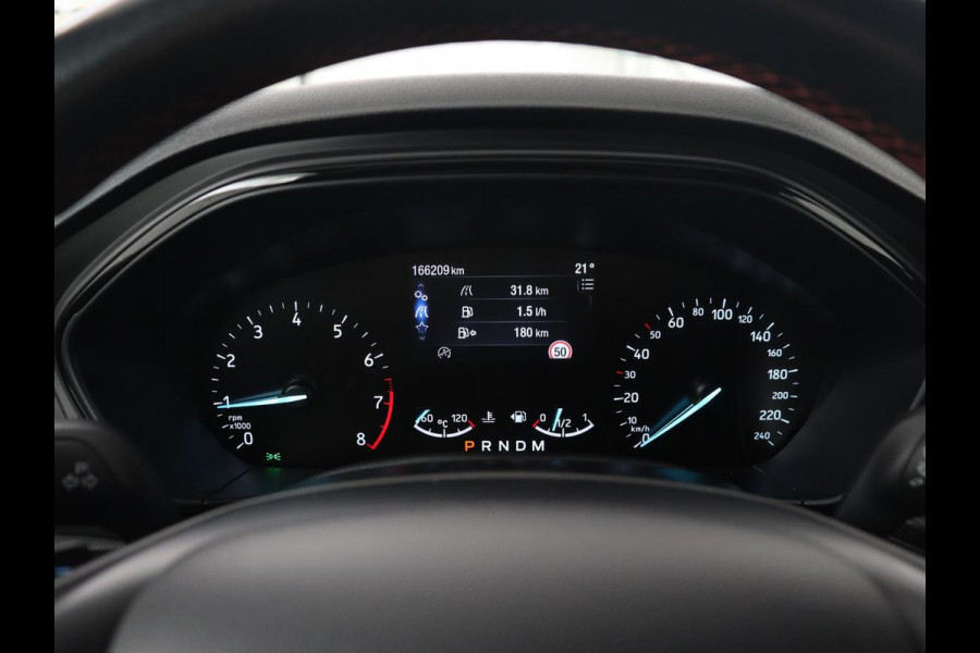 Ford Focus 1.5 EcoBoost ST Line | Stoelverwarming | Half leder | Camera | B&O Sound | Carplay | Park Assist | Navigatie | Dodehoek detectie | Cruise control | Navigatie