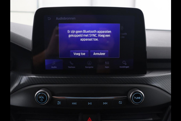 Ford Focus 1.5 EcoBoost ST Line | Stoelverwarming | Half leder | Camera | B&O Sound | Carplay | Park Assist | Navigatie | Dodehoek detectie | Cruise control | Navigatie