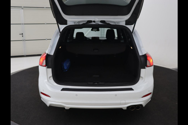 Ford Focus 1.5 EcoBoost ST Line | Stoelverwarming | Half leder | Camera | B&O Sound | Carplay | Park Assist | Navigatie | Dodehoek detectie | Cruise control | Navigatie