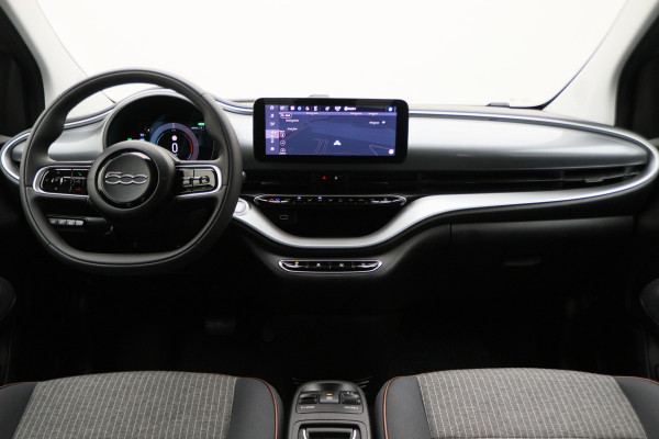 Fiat 500 Icon 42 kWh Virtual Cockpit, Camera, Rijstrooksensor, Cruise, Apple Carplay, DAB, 16''