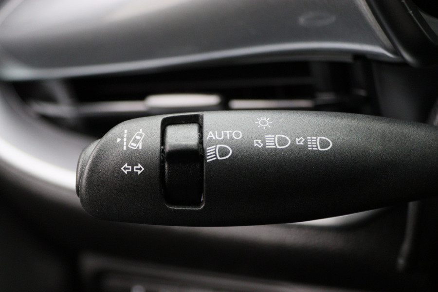 Fiat 500 Icon 42 kWh Virtual Cockpit, Camera, Rijstrooksensor, Cruise, Apple Carplay, DAB, 16''