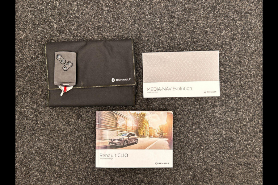 Renault Clio 0.9 TCe Limited Navigatie Origineel NL
