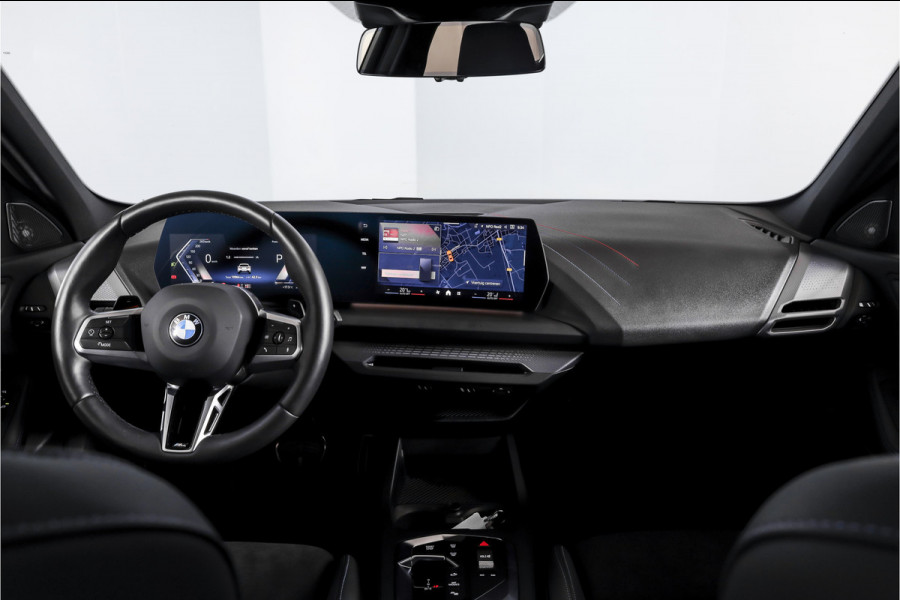BMW 1-serie 120 M Sport - Automaat | Dig. Cockpit | Adapt. Cruise | Harman/Kardon | Stoelverw. | PDC | Camera | NAV + App. Connect | ECC | DAB | LM 18" | 9351