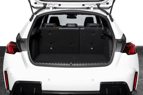 BMW 1-serie 120 M Sport - Automaat | Dig. Cockpit | Adapt. Cruise | Harman/Kardon | Stoelverw. | PDC | Camera | NAV + App. Connect | ECC | DAB | LM 18" | 9351