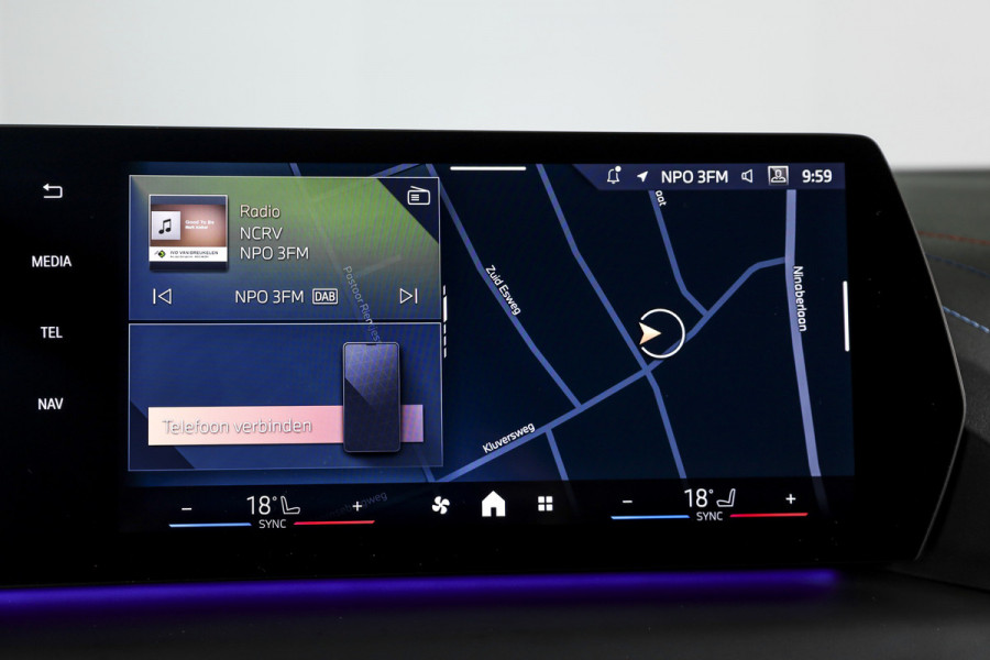 BMW 1-serie 120 M Sport - Automaat | Dig. Cockpit | Adapt. Cruise | Harman/Kardon | Stoelverw. | PDC | Camera | NAV + App. Connect | ECC | DAB | LM 18" | 9351