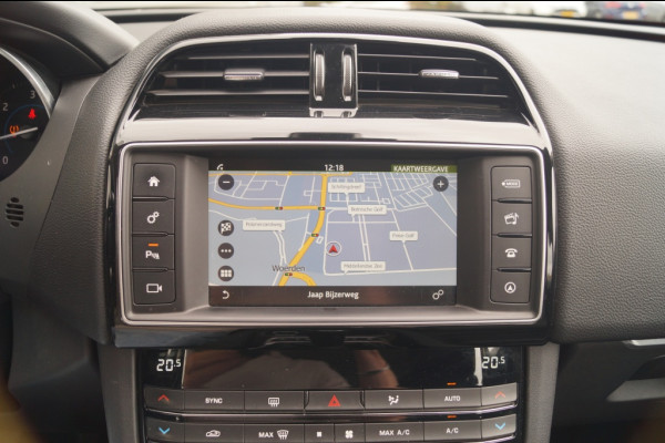 Jaguar F-Pace 2.0d 180pk AWD Prestige -LEER-NAVI-CAM-ECC-