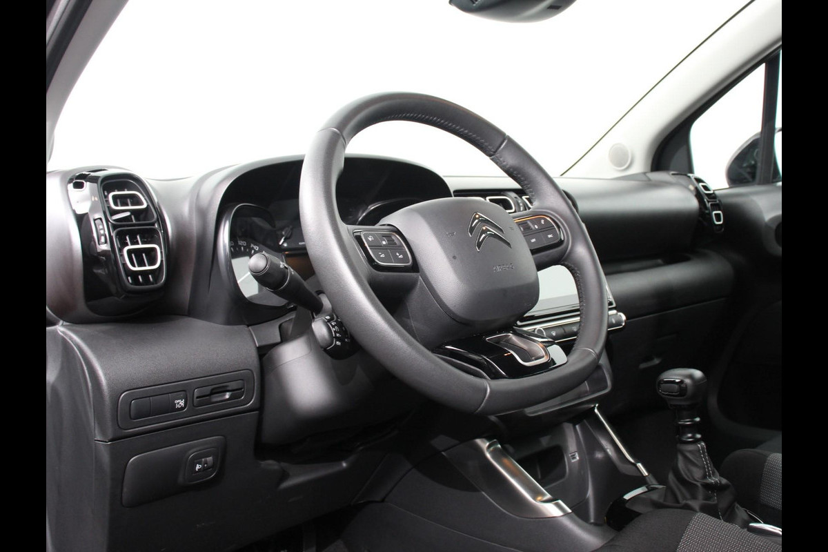 Citroën C3 Aircross 1.2 PureTech 110pk You Navigatie | Apple Carplay/Android Auto | Climate Control | Cruise Control | Dab | Parkeer sensoren Citroën C3 Aircross 1.2 PureTech 110pk You Navigatie | Apple Carplay/Android Auto | Climate Control | Cruise Control | Dab | Parkeer sensoren