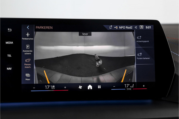 BMW 1-serie 120 M Sport - Automaat | Innovation Pack | Premium Pack | S/K-Panodak | Dig. Cockpit | Adapt. Cruise | Stoel+-Stuurverw. | 360 Camera | NAV + App. Connect | Harman\Kardon | Head-Up | LM 19" | Afn. trekhaak | 1481