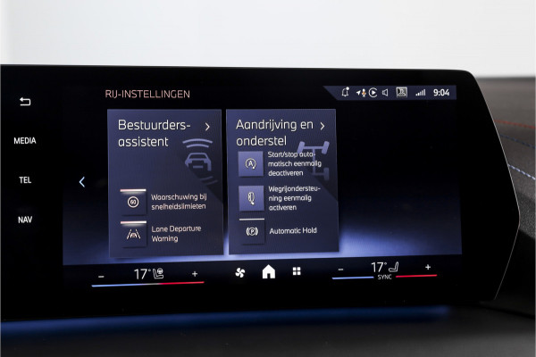 BMW 1-serie 120 M Sport - Automaat | Innovation Pack | Premium Pack | S/K-Panodak | Dig. Cockpit | Adapt. Cruise | Stoel+-Stuurverw. | 360 Camera | NAV + App. Connect | Harman\Kardon | Head-Up | LM 19" | Afn. trekhaak | 1481