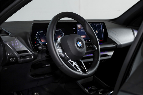 BMW 1-serie 120 M Sport - Automaat | Dig. Cockpit | Adapt. Cruise | Stoelverw. | Leder | PDC | Camera | NAV + App. Connect | ECC | DAB | LM 18" | 7100