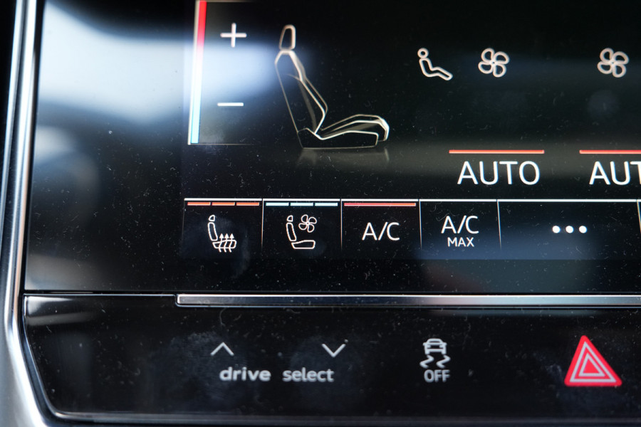 Audi RS6 Avant 4.0 TFSI | B&O 3D | Akrapovic | 4WS | VOL |