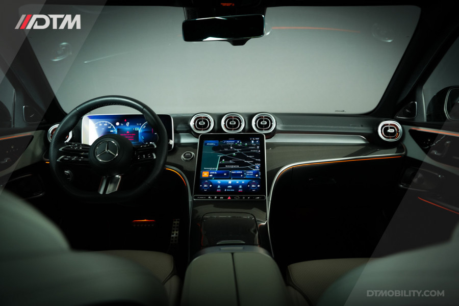 Mercedes-Benz C-Klasse Estate 300e AMG | | VOL OPTIES! | Burmester | HuD | Pano