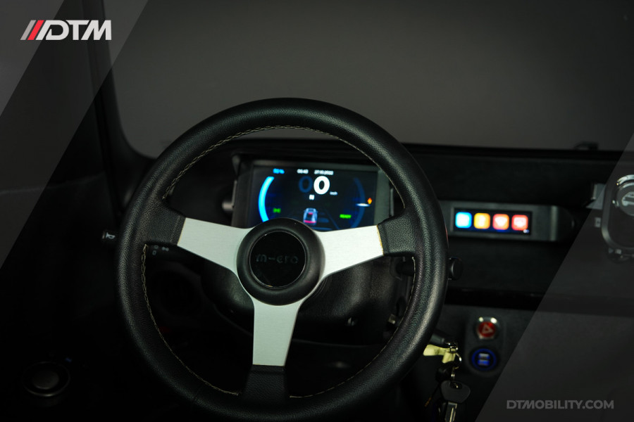 MICRO Microlino Competizione 10.5 kWh L7 90 Km/h Autorijbewijs