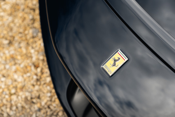 Ferrari SF90 Spider 4.0 V8 | Blu Pozzi | Daytona Seats Cioccolato |