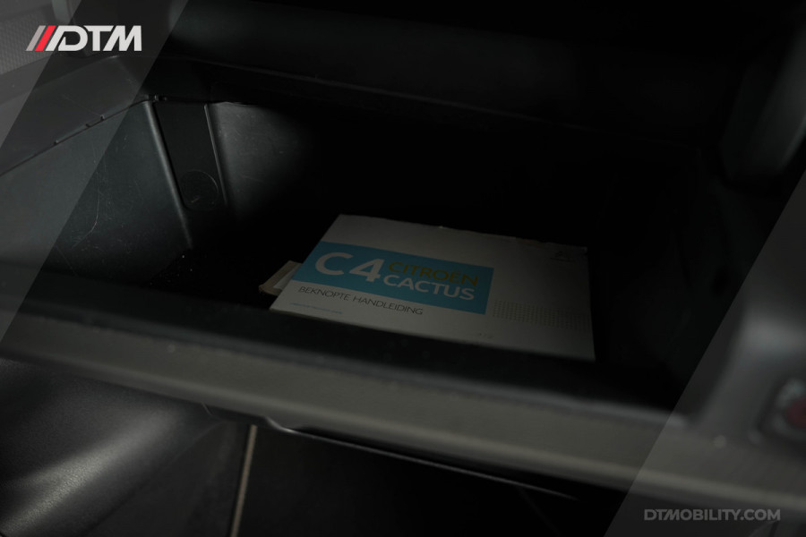 Citroën C4 Cactus 1.2 PureTech Shine | Riem reeds vervangen | 2 jaar Garantie | Carplay | Groot scherm